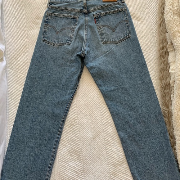 Levi’s Jeans - Picture 3 of 5